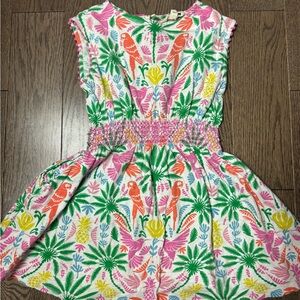 Mini Boden Topical Smocked Dress with birds size 6/7
